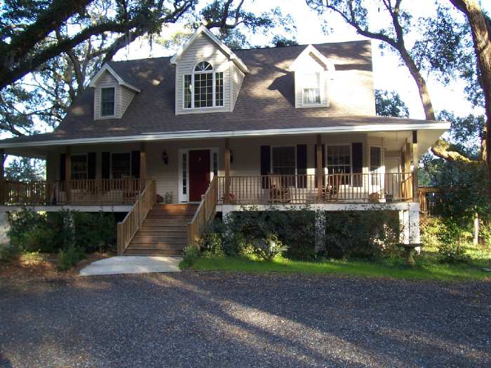 2006-01-100_house.jpg